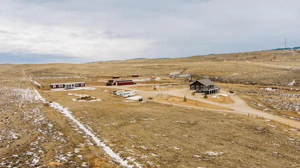 $1,400,000 | 105 Lake Desmet Road, Buffalo, WY 82834