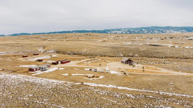 $1,400,000 | 105 Lake Desmet Road, Buffalo, WY 82834