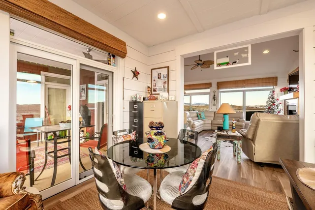 $1,400,000 | 105 Lake Desmet Road, Buffalo, WY 82834