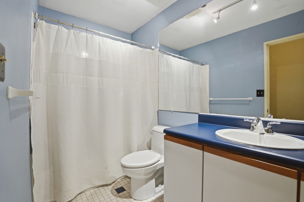 235 State Street, Unit 502 Springfield, MA 01103 - Photo 32 of 38