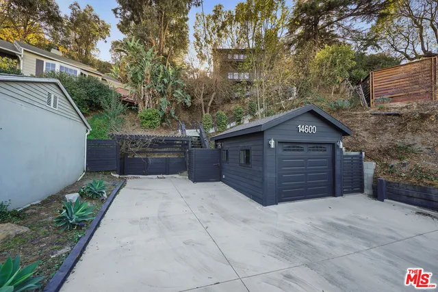 $13,000 | 14600 Round Valley Drive, Sherman Oaks, CA 91403