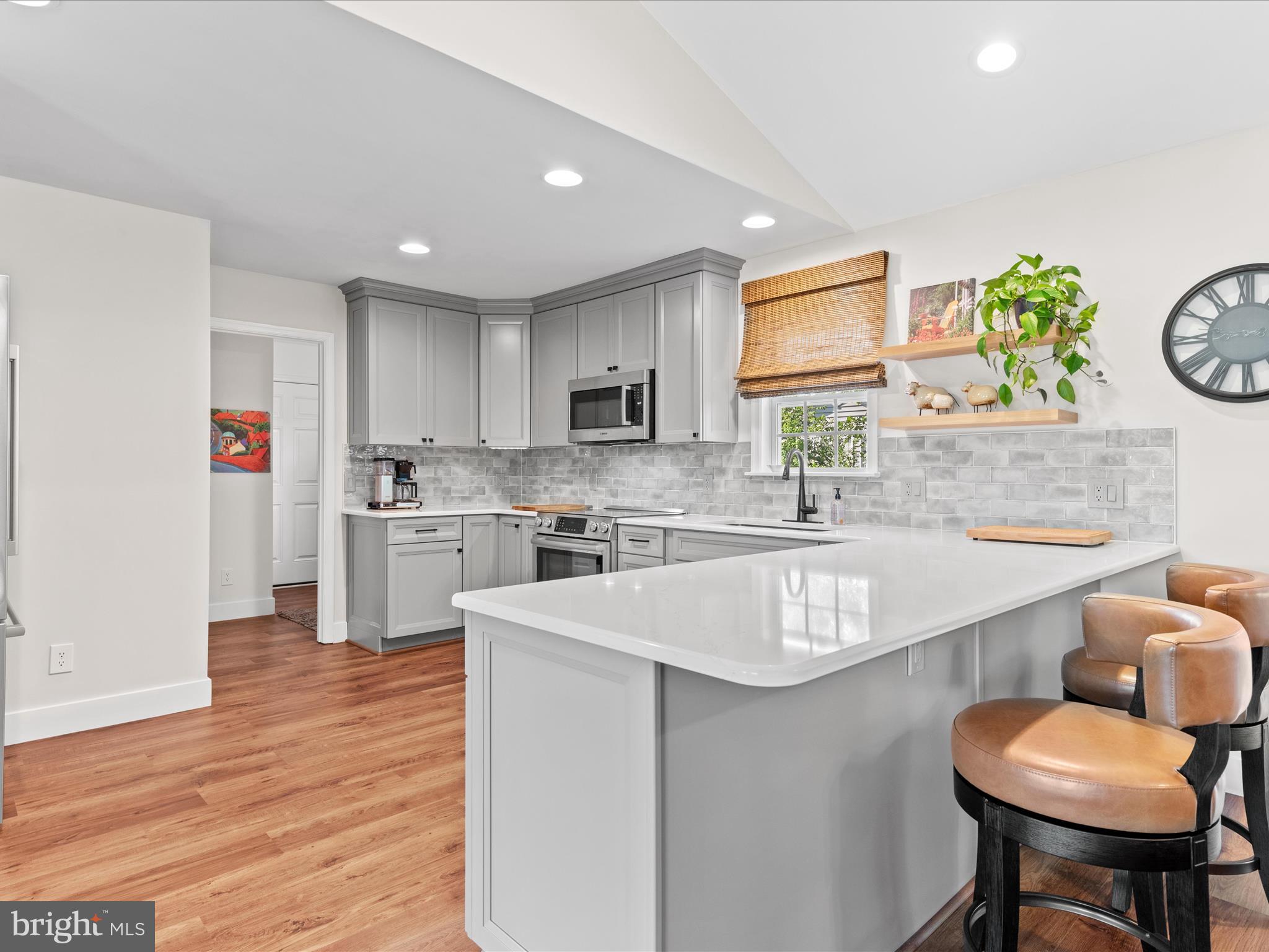 30991 Oak Leaf Drive Lewes, DE 19958 - Photo 15 of 46 Breakfast Bar