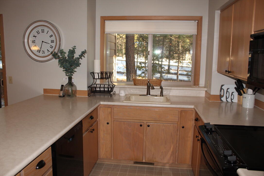 57340-17b2 Beaver Ridge Loop Sunriver, OR 97707 - Photo 5 of 16 6-Kit-R17