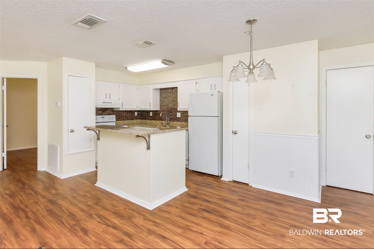 5608 Cottage Hill Road, Unit 214 Mobile, AL 36609 - Photo 22 of 31