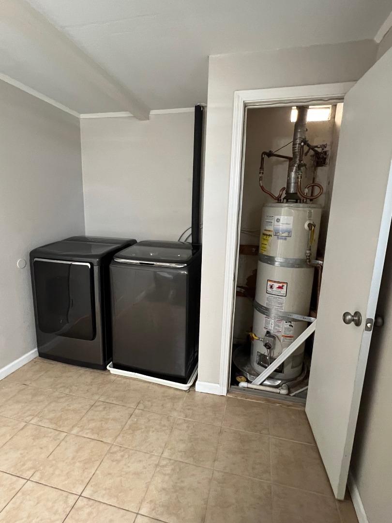 2829 Hilltop Road Concord, CA 94520 - Photo 18 of 20 a view of an empty room