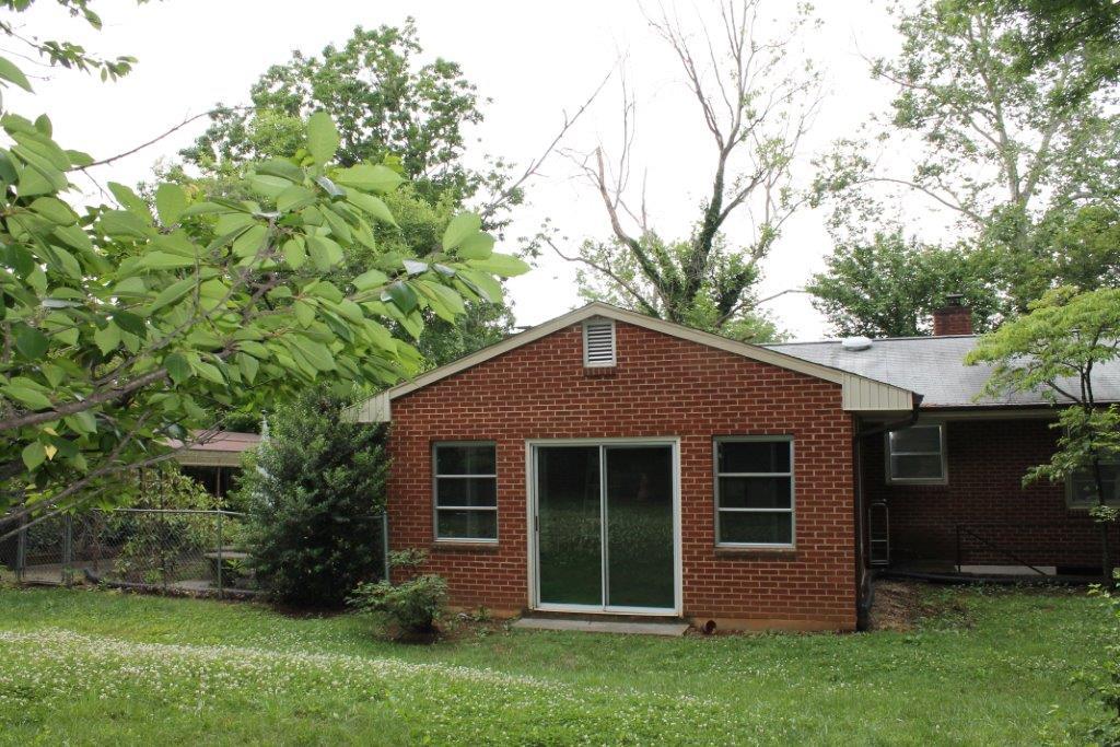 3236 Rasmont Road Roanoke, VA 24018 - Photo 21 of 22 IMG_3967