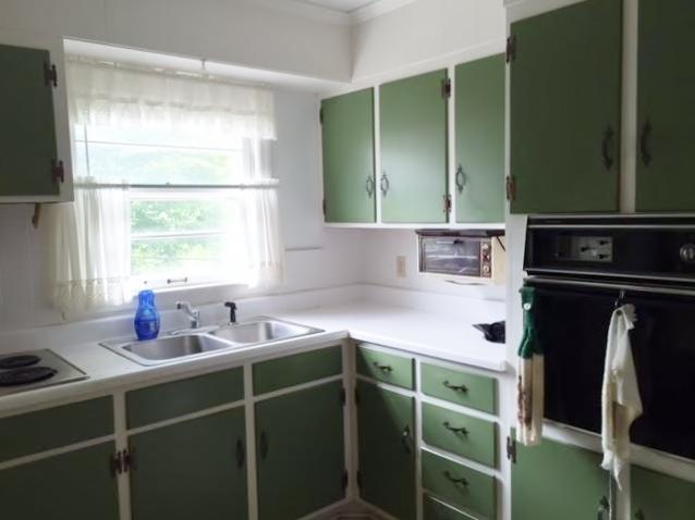 3236 Rasmont Road Roanoke, VA 24018 - Photo 4 of 22 20150610152452961485000000-o