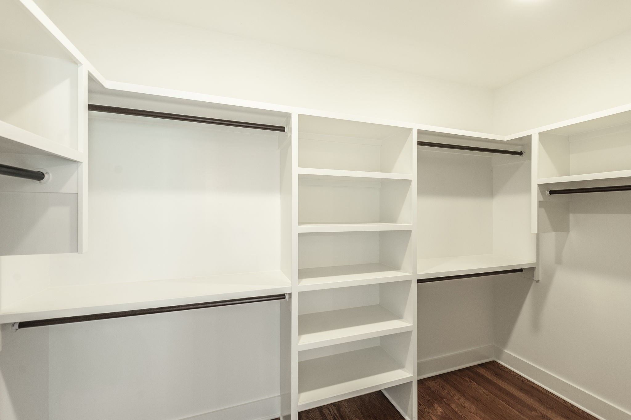 1060 Millbrook Way Gallatin, TN 37066 - Photo 44 of 79 a view of an empty walk in closet
