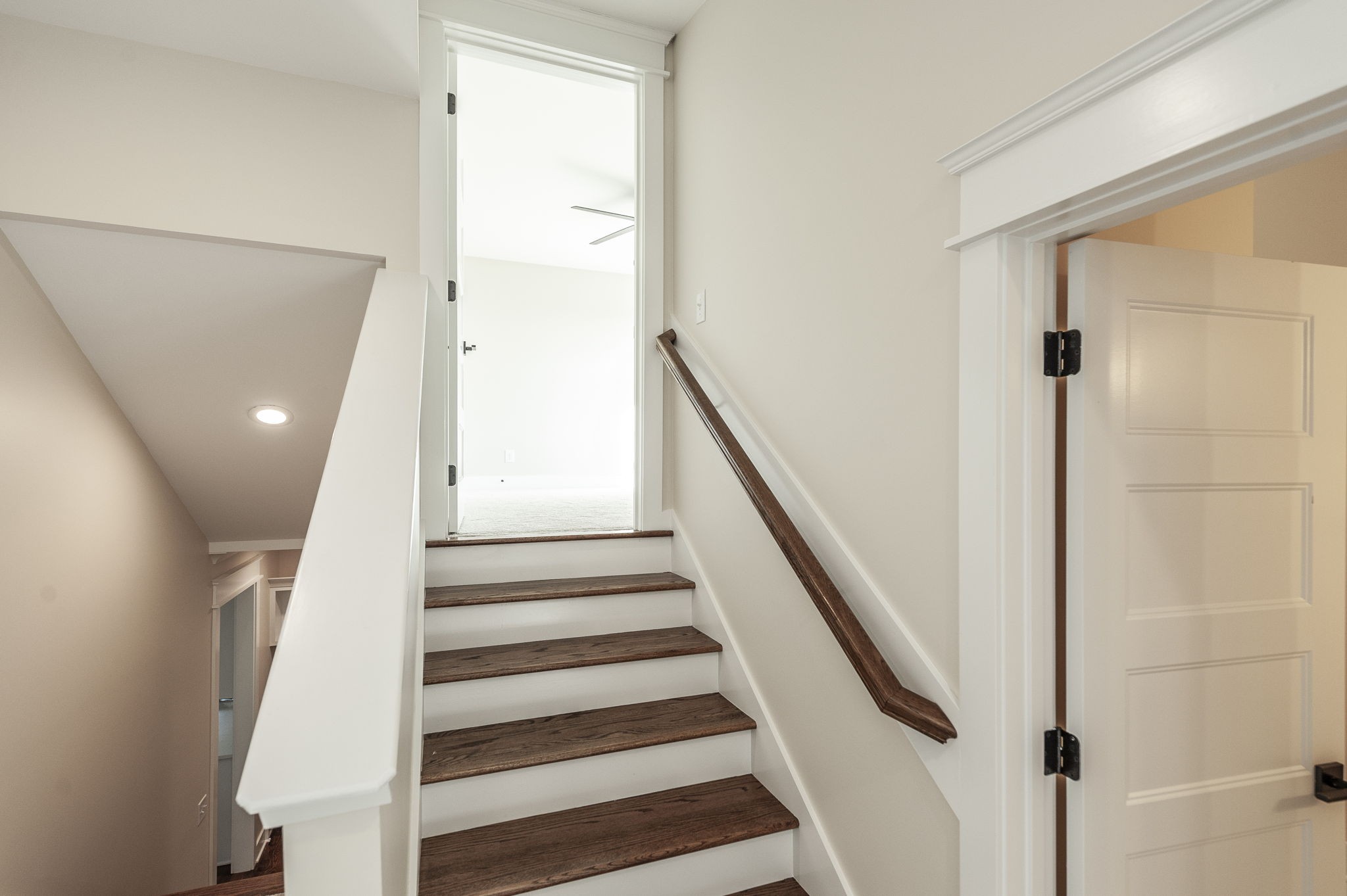 1060 Millbrook Way Gallatin, TN 37066 - Photo 64 of 79 a view of entryway