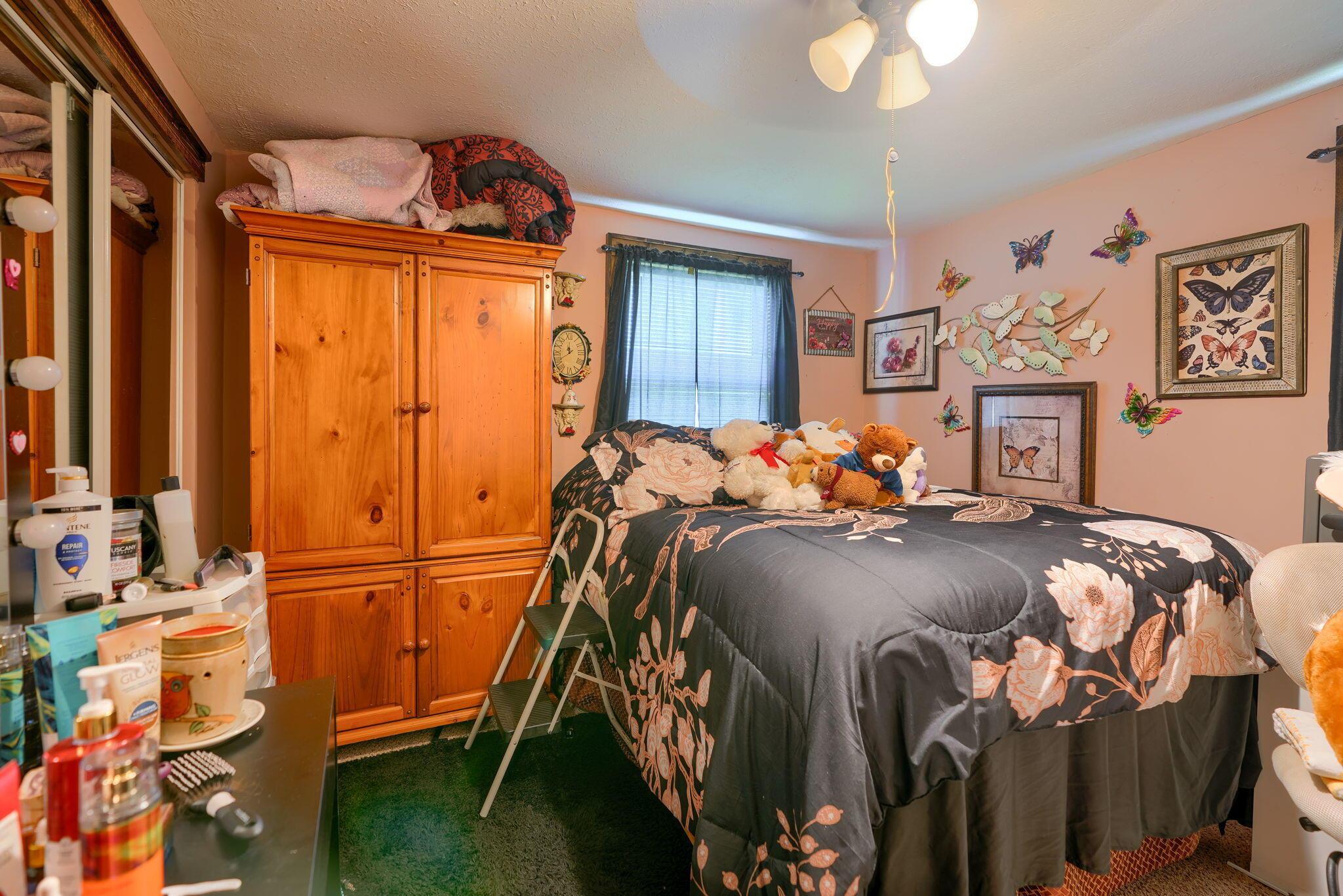 899 Hart Road Columbus, OH 43223 - Photo 21 of 33 899 Hart Rd (9)