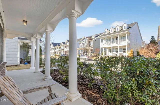 $789,900 | 1161 Gloriosa Street, Apex, NC 27523