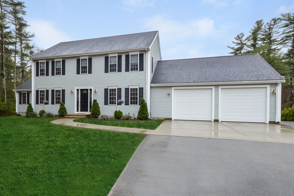 149 Quanapoag Road Freetown, MA 02717 - Photo 1 of 30 Gallery Image 1