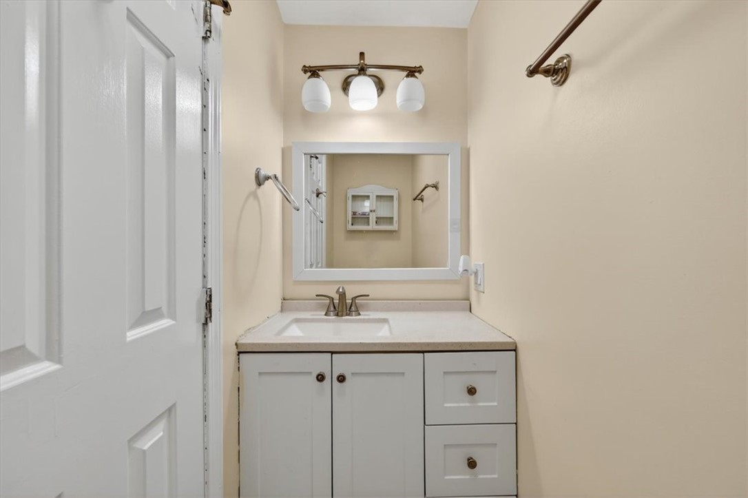 2970 Mendon Road, Unit 51 Cumberland, RI 02864 - Photo 26 of 46