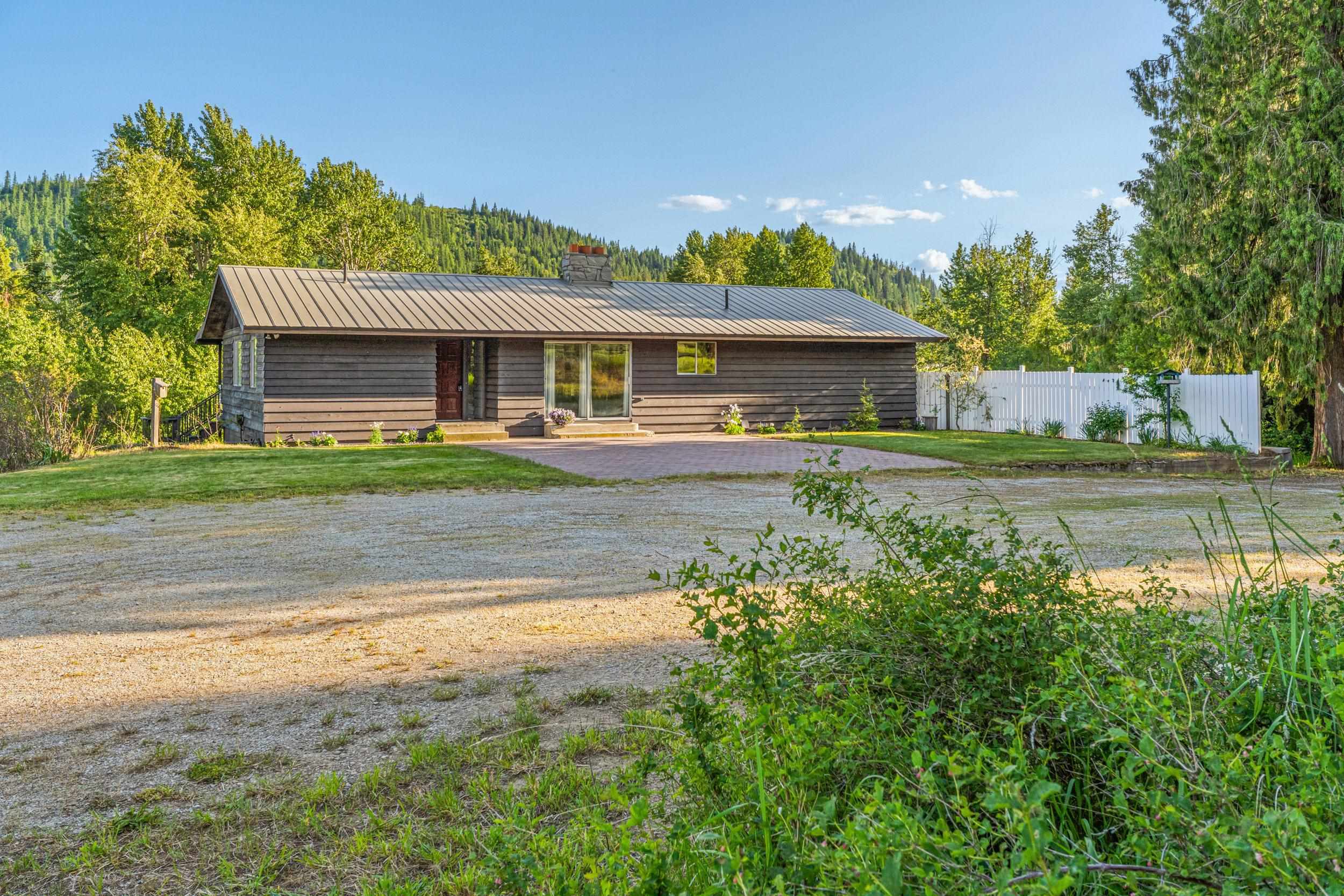 252 Davaz Carlton Road Newport, WA 99156 - Photo 17 of 41