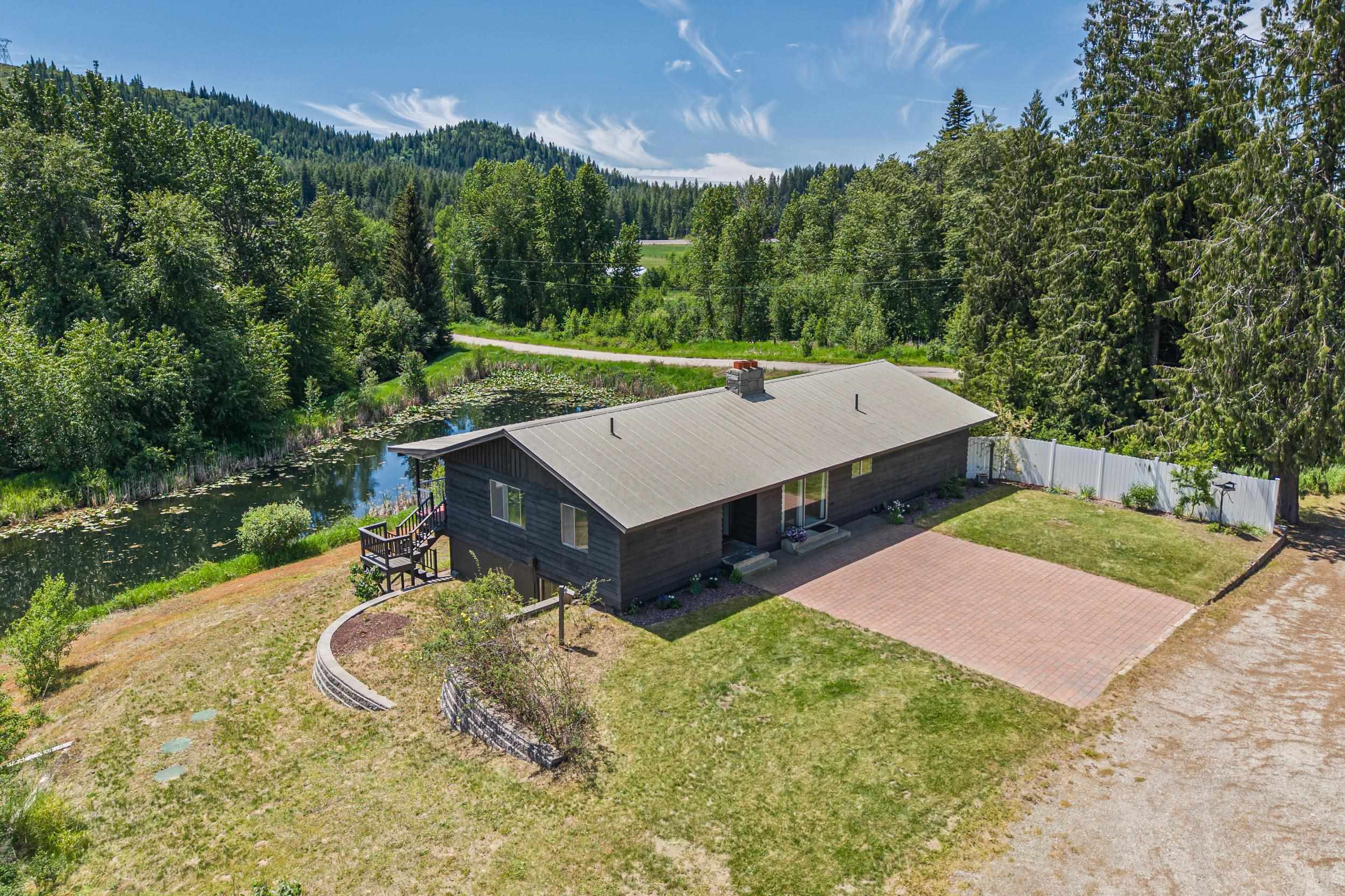 252 Davaz Carlton Road Newport, WA 99156 - Photo 2 of 41