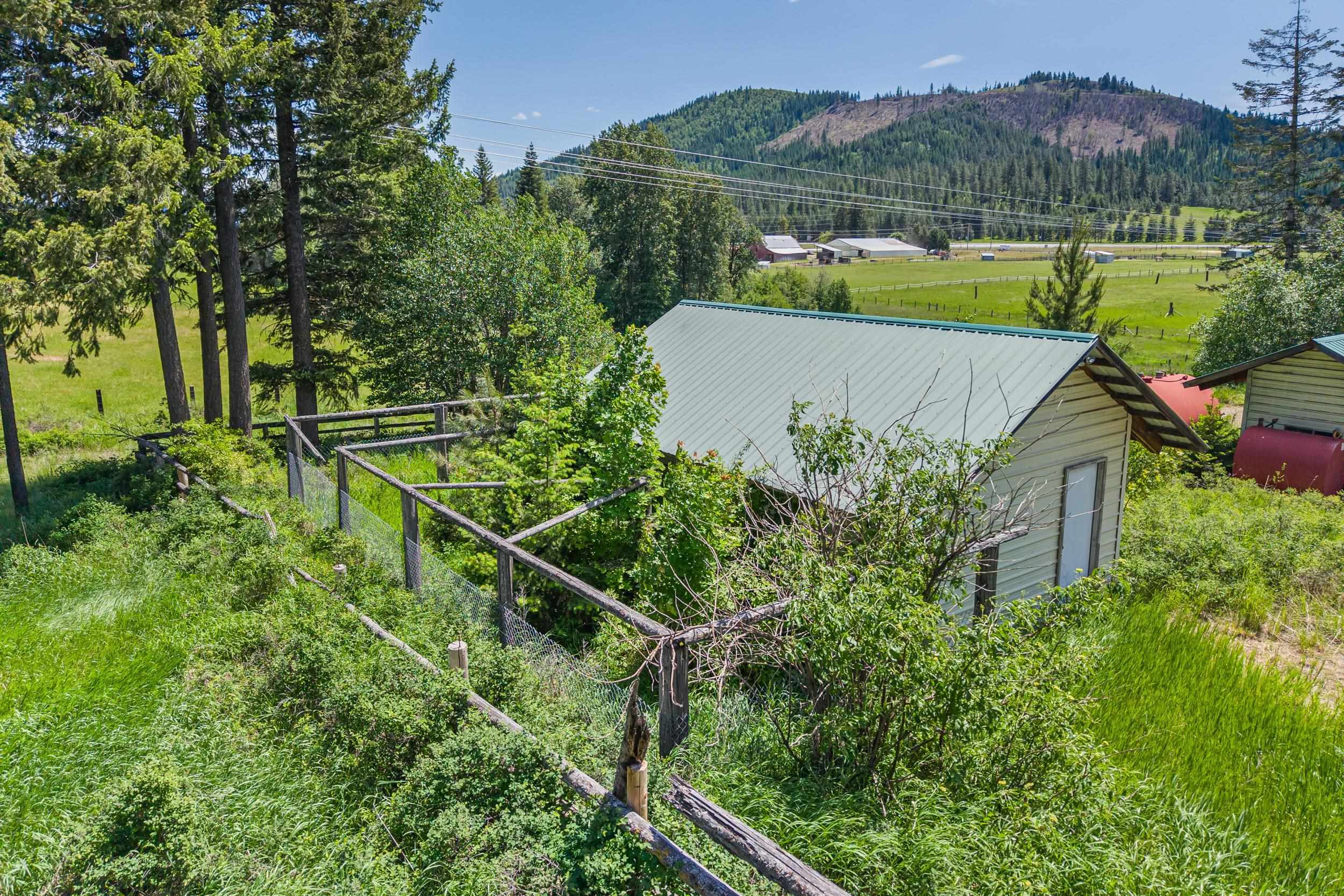252 Davaz Carlton Road Newport, WA 99156 - Photo 22 of 41