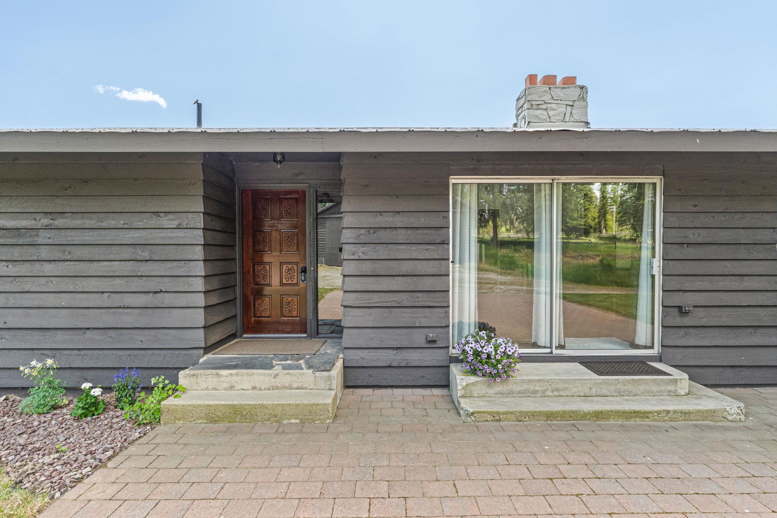 252 Davaz Carlton Road Newport, WA 99156 - Photo 3 of 41