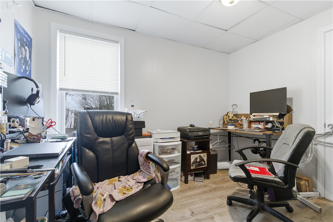 505 Washington Street Coventry, RI 02816 - Photo 5 of 39