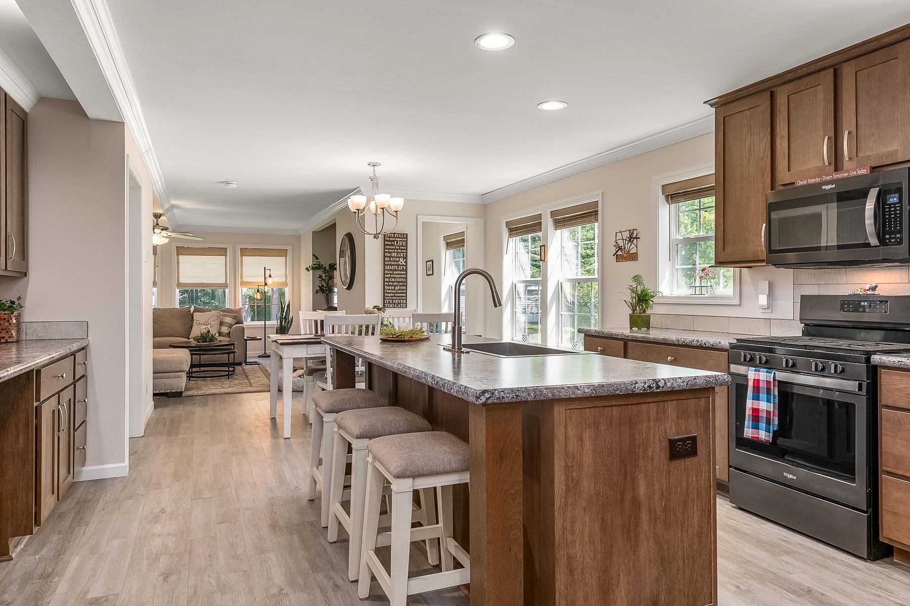 27 Eagle Drive Rochester, NH 03868 - Photo 11 of 37 Gallery Image 11
