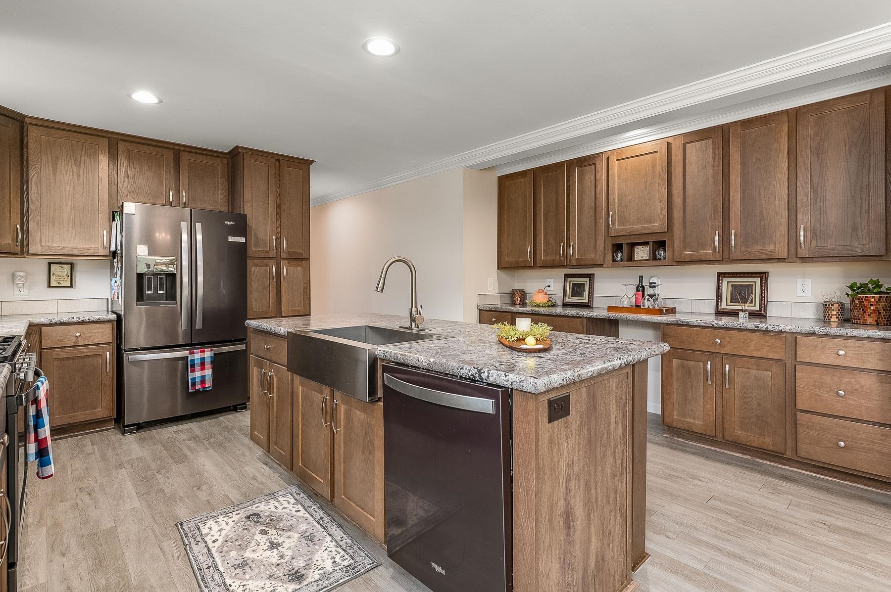 27 Eagle Drive Rochester, NH 03868 - Photo 6 of 37 Gallery Image 6