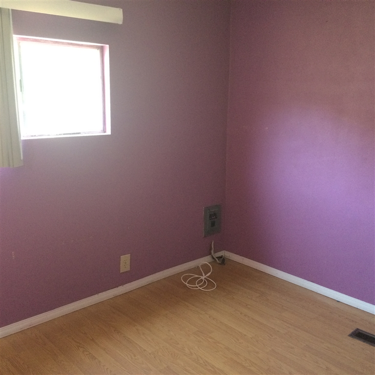 3909 Reche Road, Unit 175 Fallbrook, CA 92028 - Photo 13 of 24 Second Bedroom