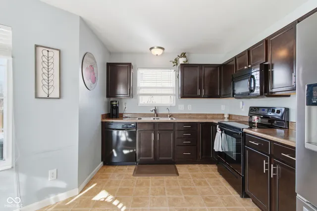 $349,000 | 2744 Solidago Drive, Plainfield, IN 46168