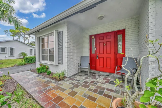 $460,000 | 6127 Rainbow Circle, Greenacres, FL 33463