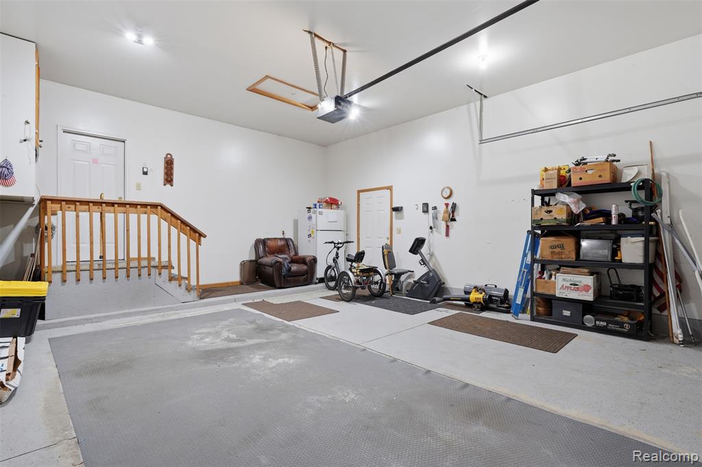 9210 Newburgh Road Livonia, MI 48150 - Photo 25 of 27