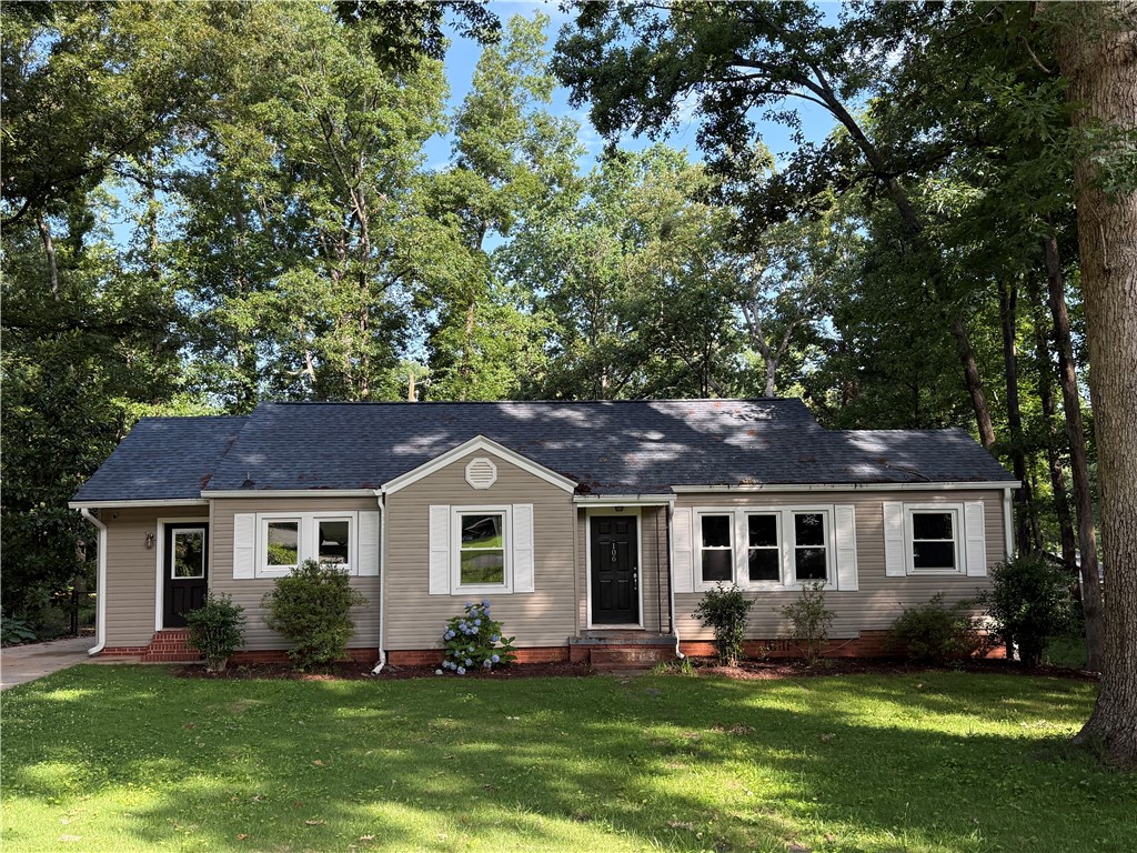 106 Evans Place Clemson, SC 29631 - Photo 1 of 23