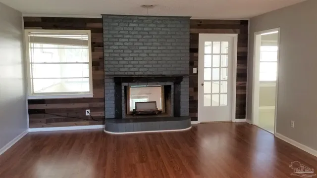 $1,850 | 4170 Capri Drive, Pensacola, FL 32504