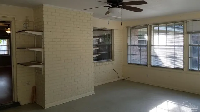 $1,850 | 4170 Capri Drive, Pensacola, FL 32504