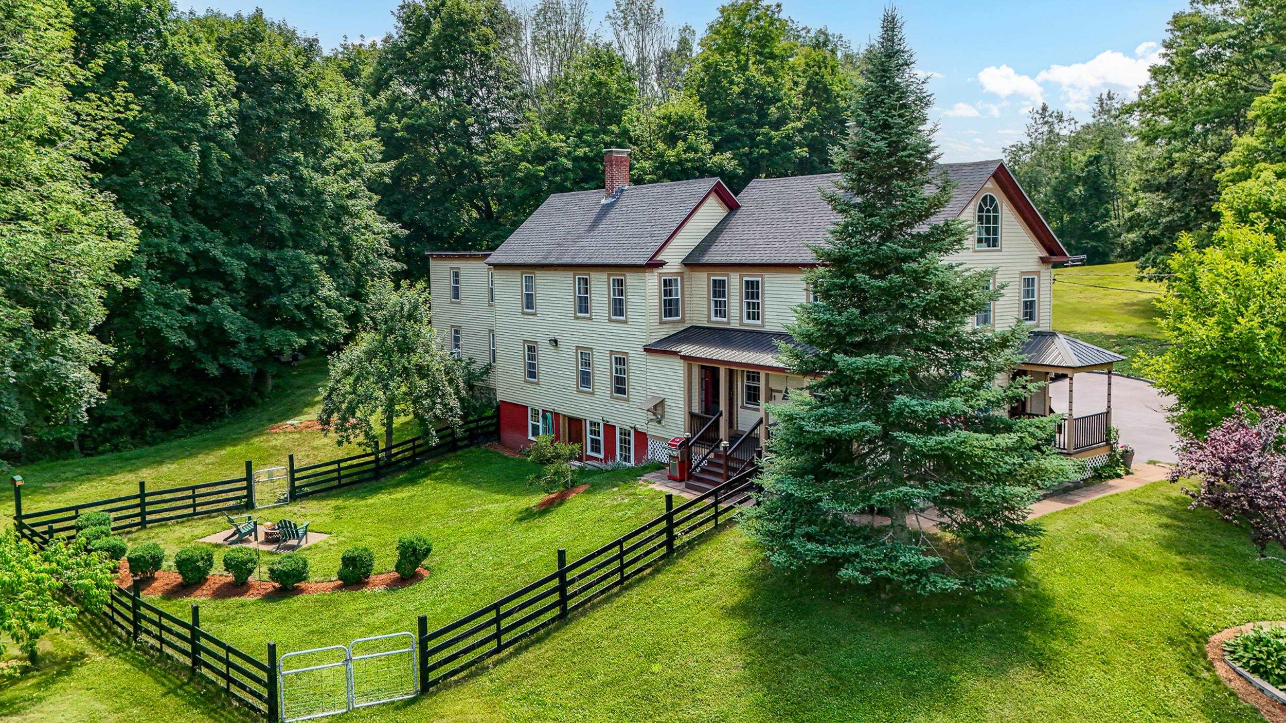 330 Knox Marsh Road Madbury, NH 03823 - Photo 1 of 59