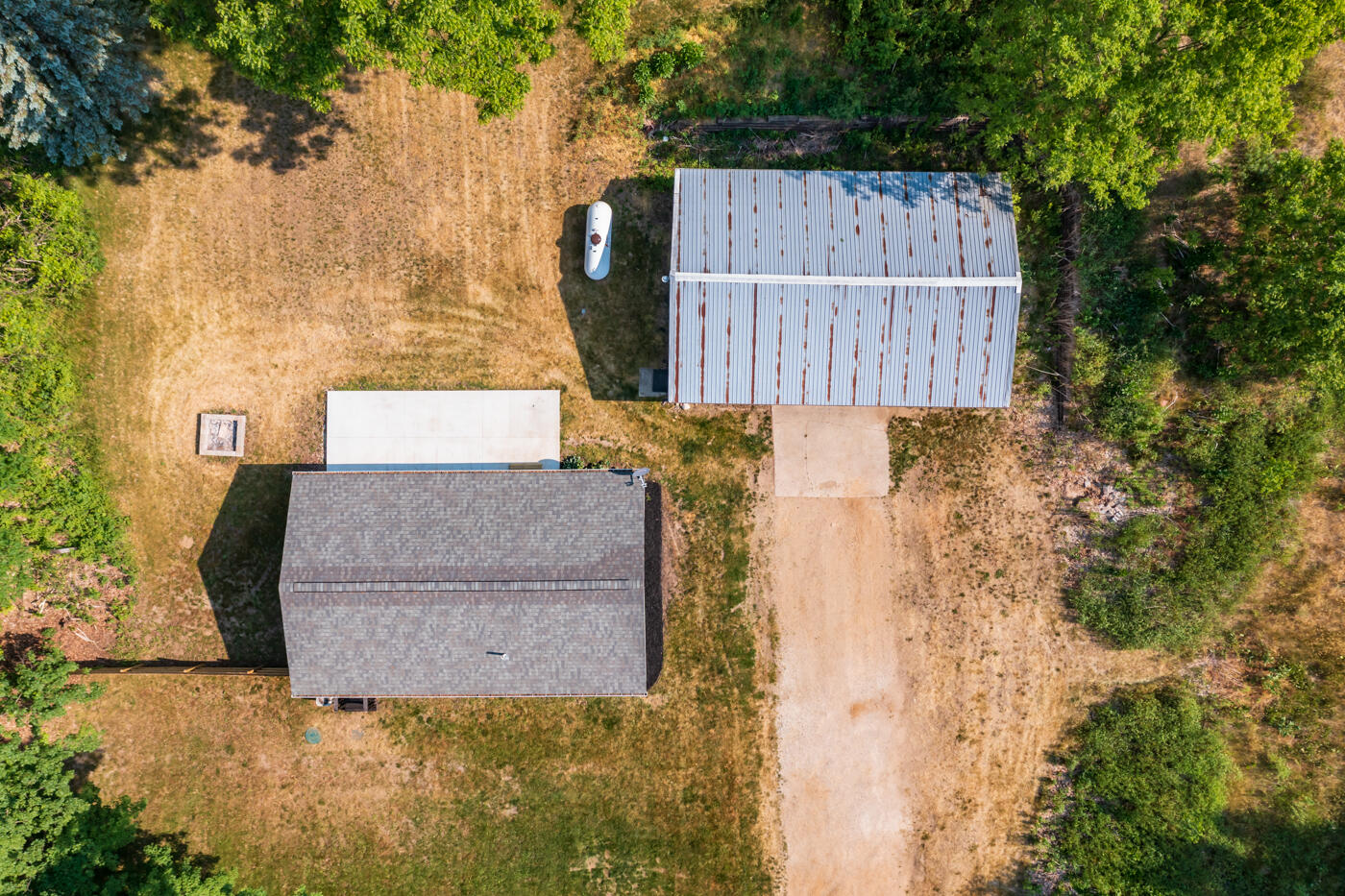 2112 Baseline Road Augusta, MI 49012 - Photo 29 of 35 Luce_Rd_2112_Augusta_49012-38