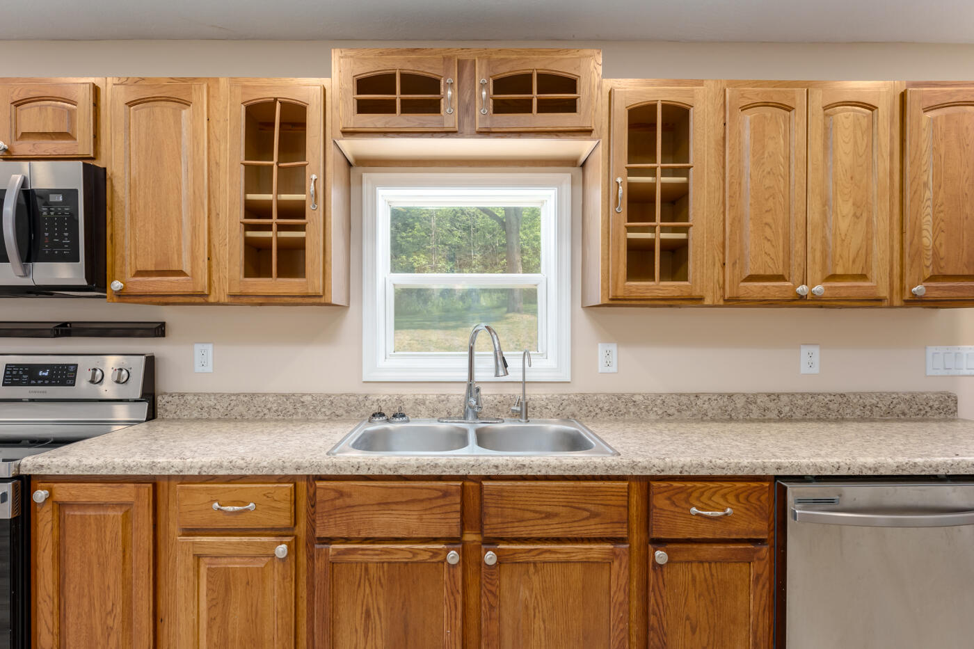 2112 Baseline Road Augusta, MI 49012 - Photo 9 of 35 Luce_Rd_2112_Augusta_49012-9
