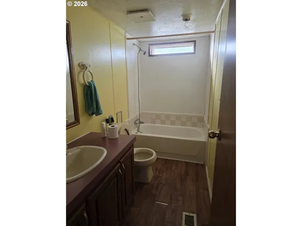 $149,900 | 463 Gregory Drive, Winston, OR 97496