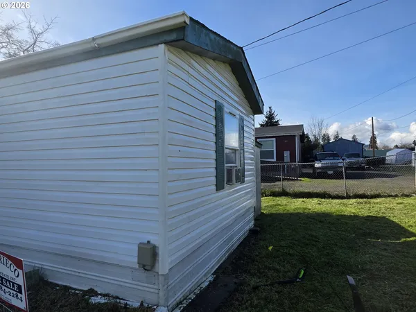 $149,900 | 463 Gregory Drive, Winston, OR 97496