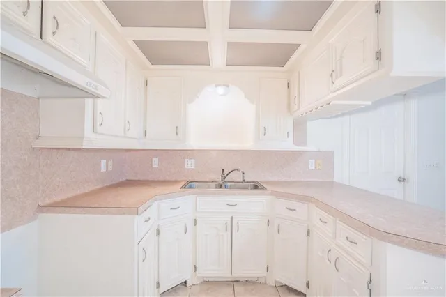 $190,625 | 704 Denise Circle, La Joya, TX 78560