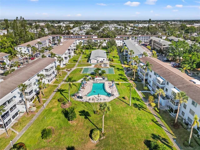 $96,000 | 5907 Garden Lane, Unit H26, Bradenton, FL 34207