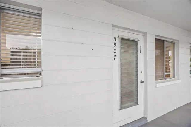 $96,000 | 5907 Garden Lane, Unit H26, Bradenton, FL 34207