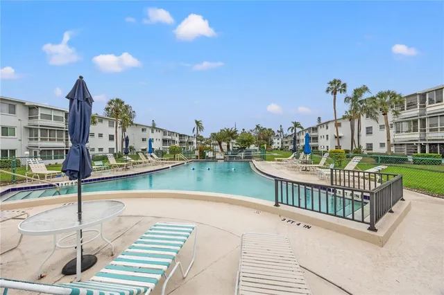 $96,000 | 5907 Garden Lane, Unit H26, Bradenton, FL 34207