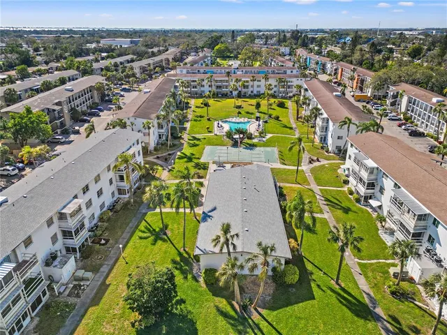 $96,000 | 5907 Garden Lane, Unit H26, Bradenton, FL 34207