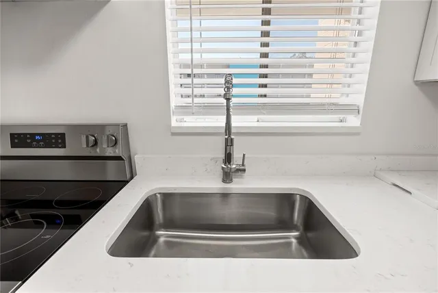 $96,000 | 5907 Garden Lane, Unit H26, Bradenton, FL 34207