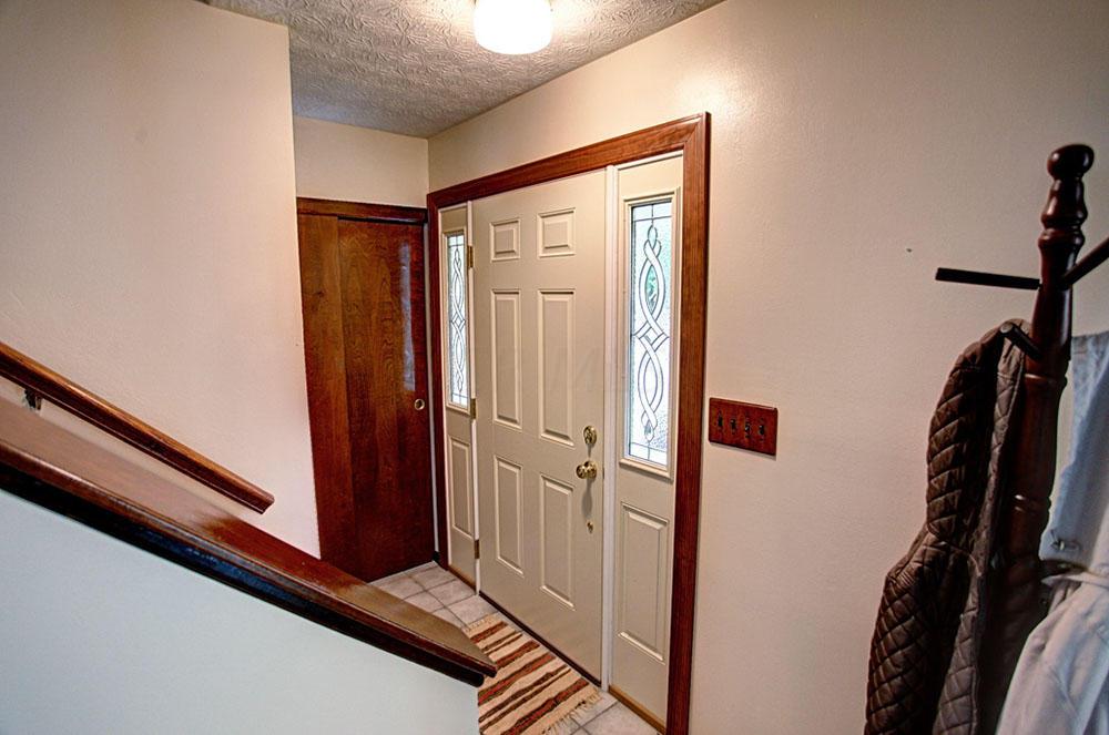 1609 Rushing Way Columbus, OH 43235 - Photo 4 of 41 Gallery Image 4