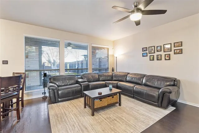 $2,900 | 18212 Muir Circle, Dallas, TX 75287