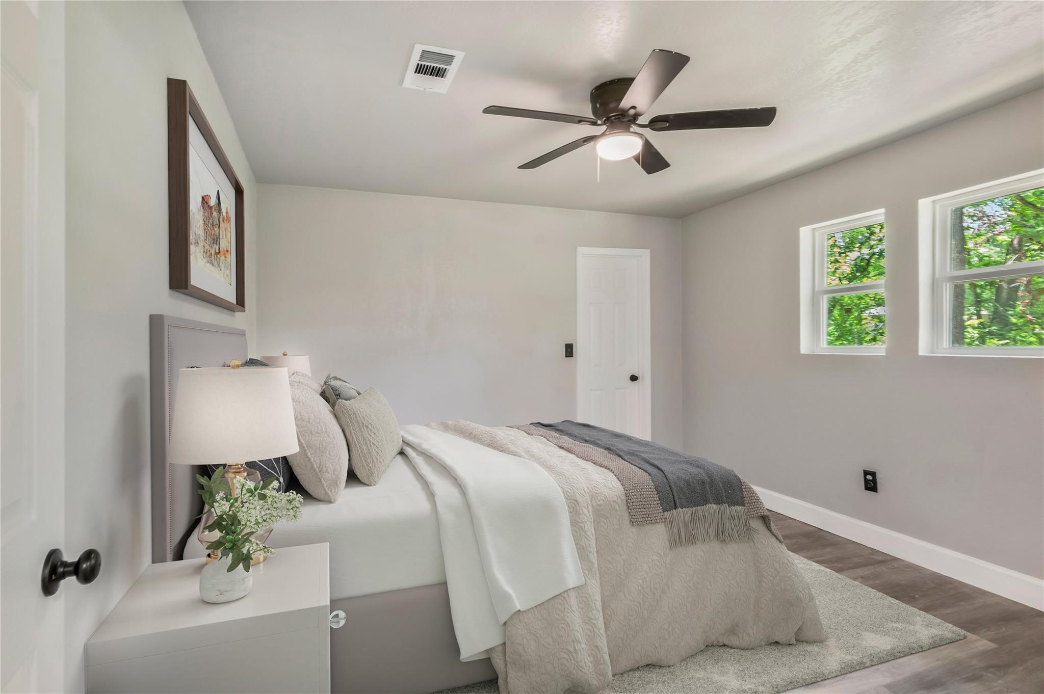 266 Lakeland Road Huntsville, TX 77320 - Photo 3 of 30 Virtually staged - Primary bedroom