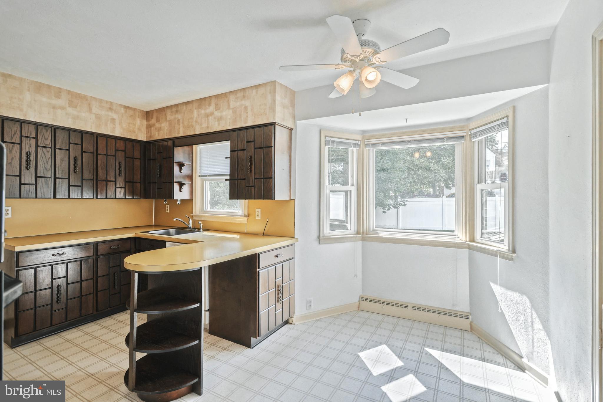 505 Waters Road York, PA 17403 - Photo 11 of 43
