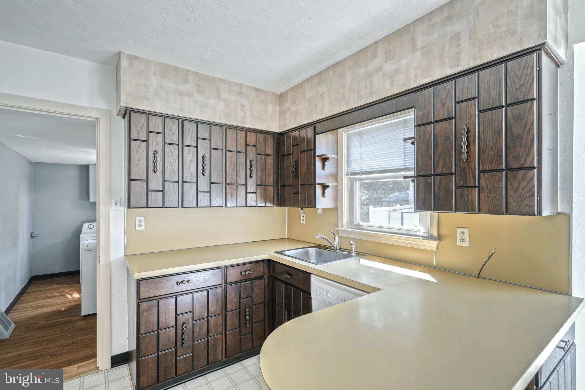 505 Waters Road York, PA 17403 - Photo 13 of 43