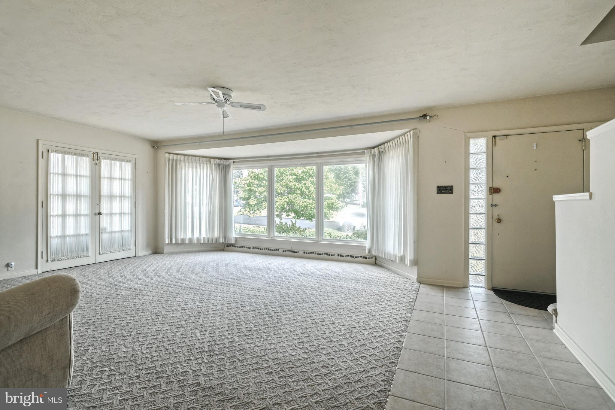 505 Waters Road York, PA 17403 - Photo 7 of 43