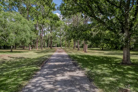 $4,100,000 | 10507 Old Chappell Hill Road, Chappell Hill, TX 77426