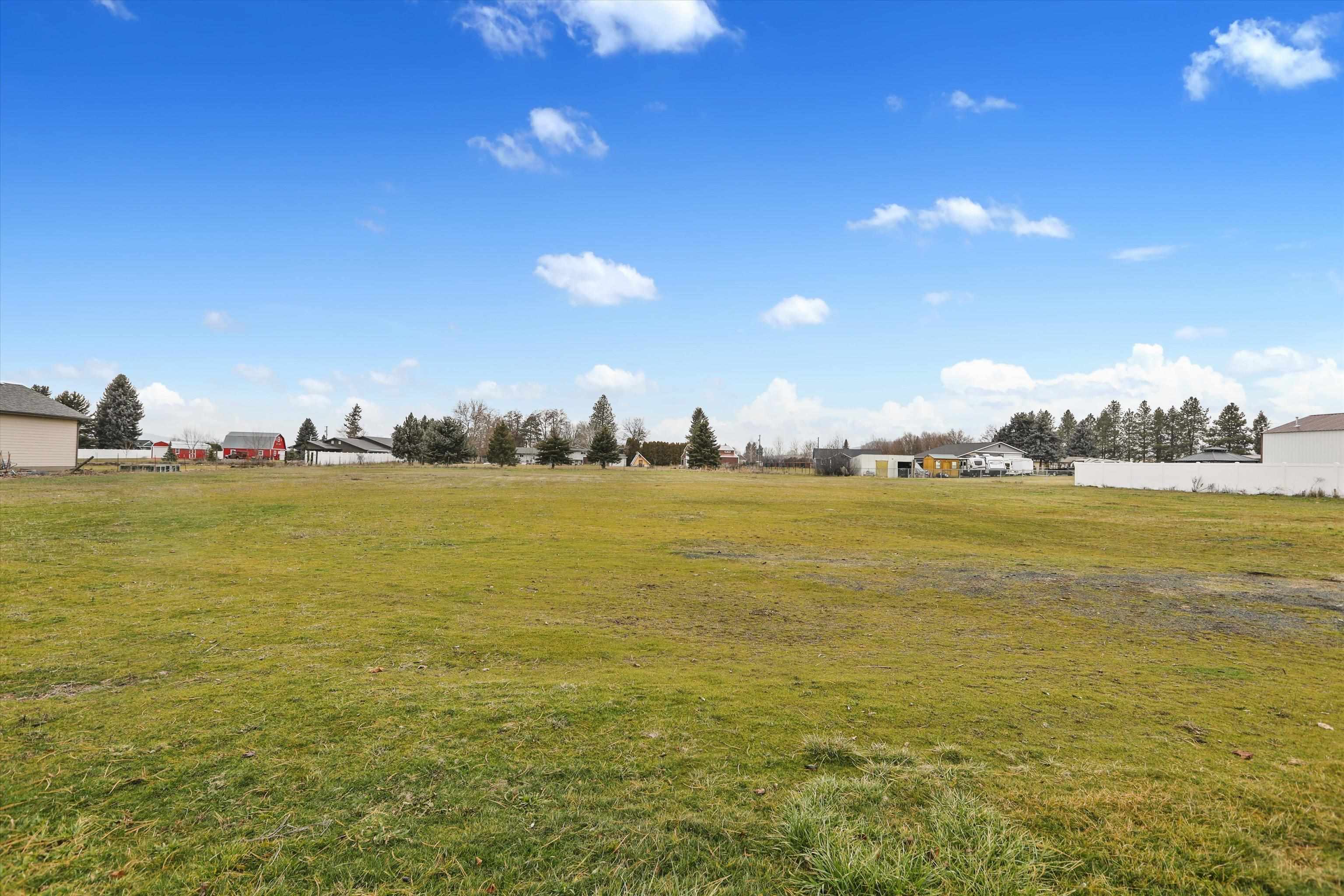 3315 North Malvern Road Otis Orchards, WA 99027 - Photo 24 of 33
